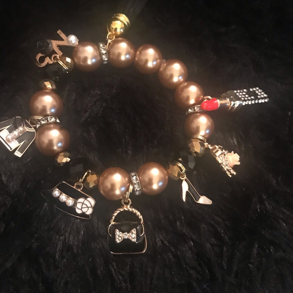 Jewelry - Picture 7 of 7